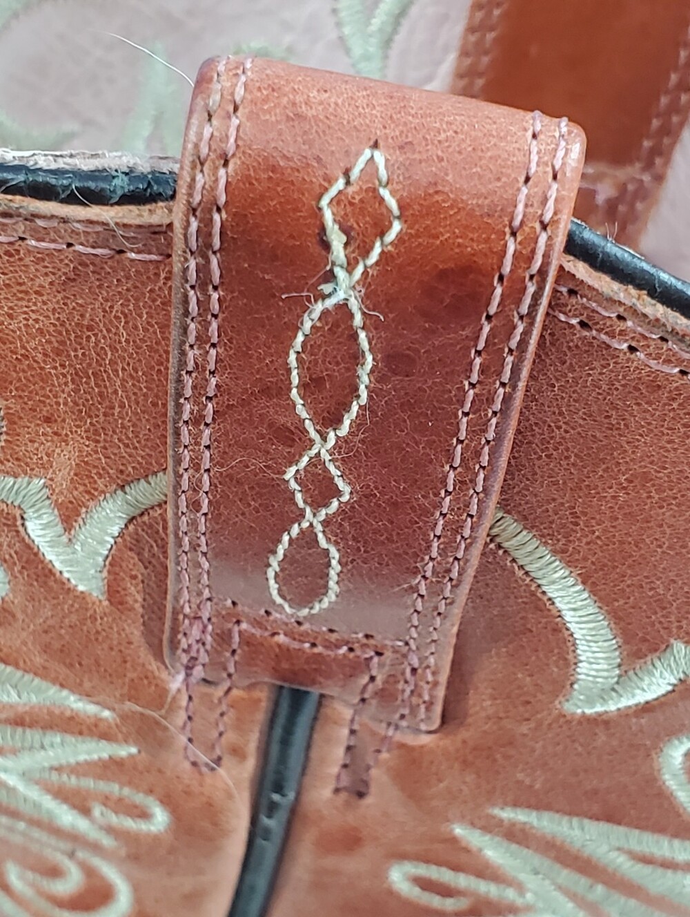 Ariat leather cowboy boots 7.5 - Picture 6 of 16